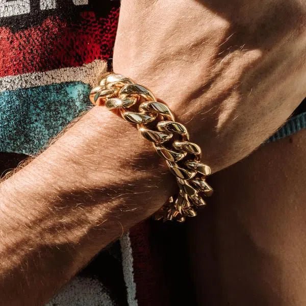 Gold chain bracelet showcasing a stylish Cuban Link design for men’s jewelry