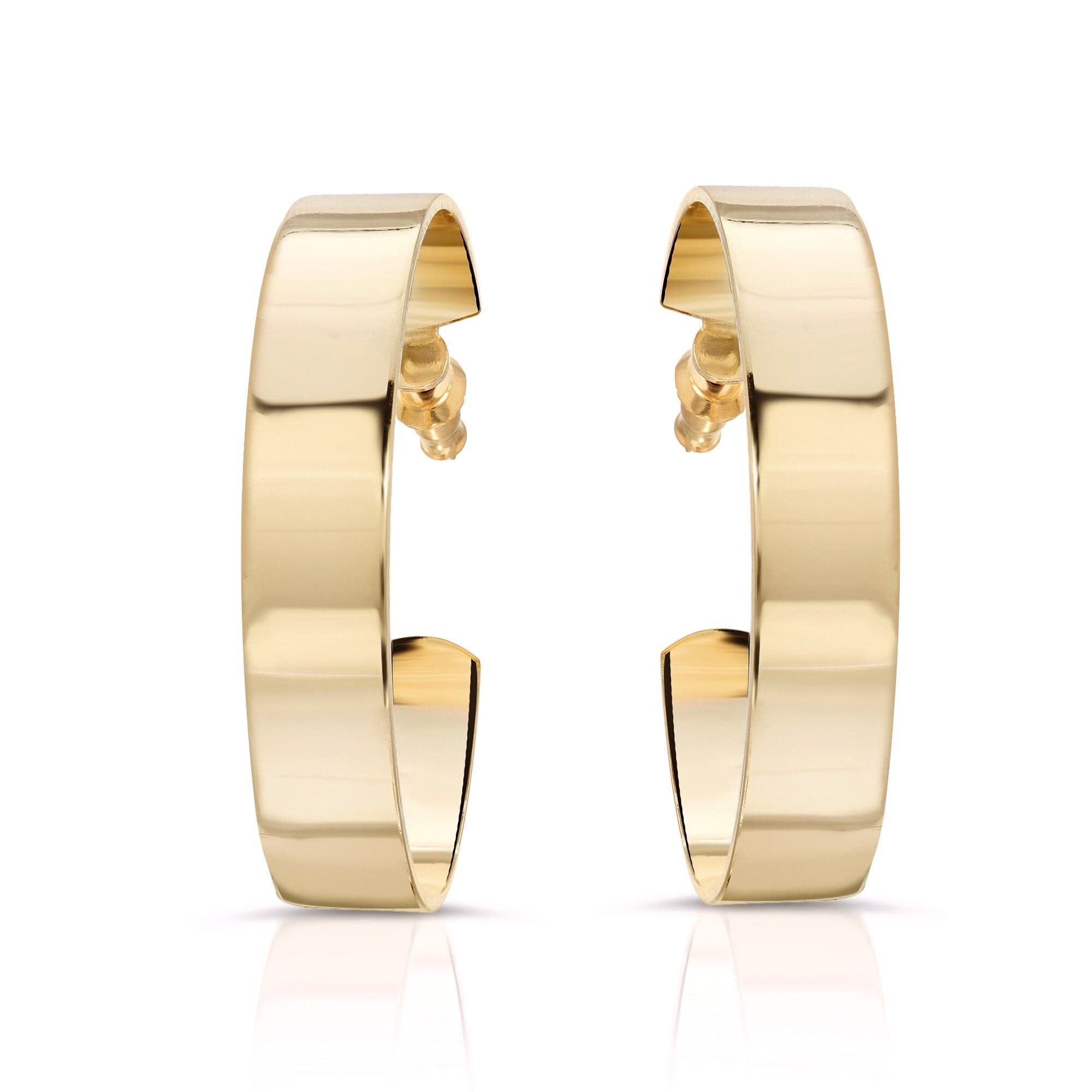 Shiny gold Skylar hoops earrings for a chic look