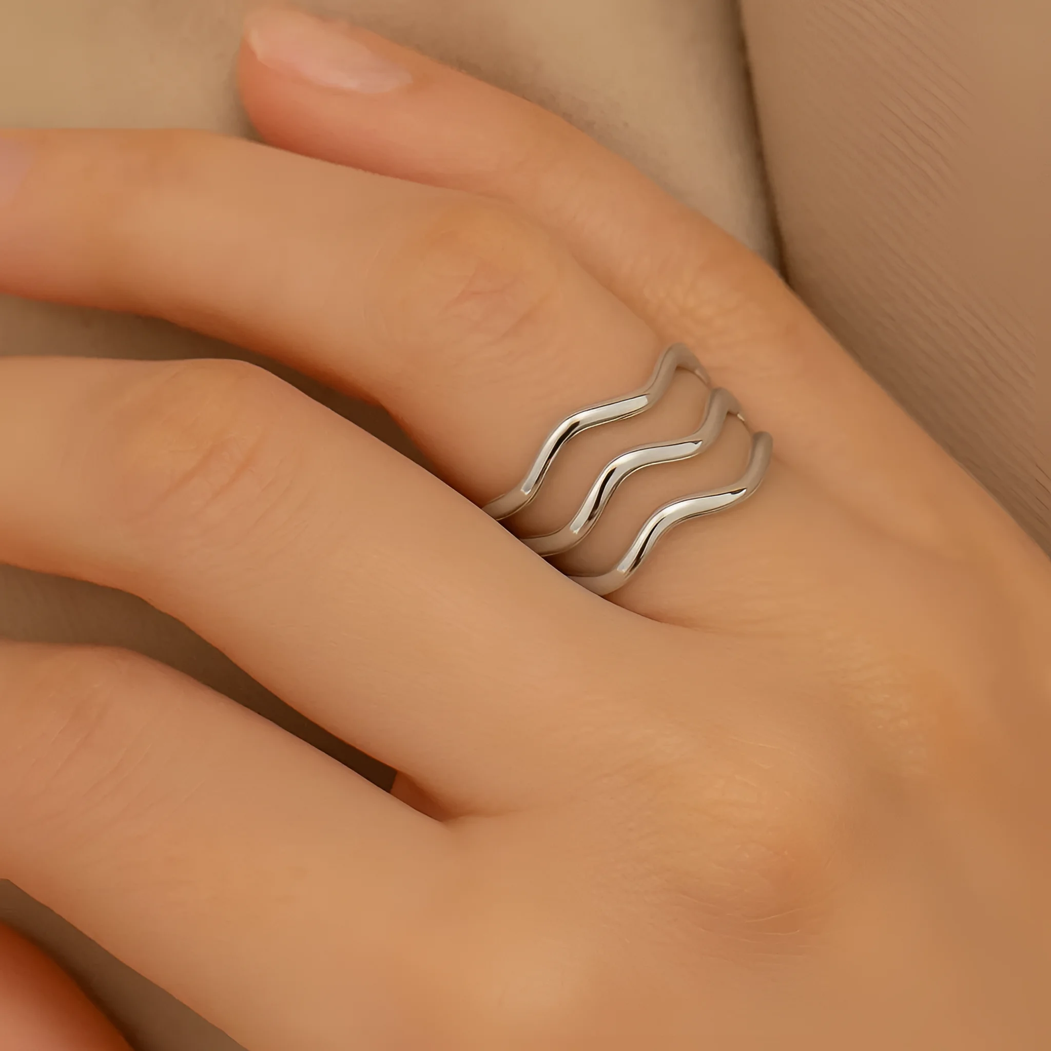 Super Thin Wavy Ring