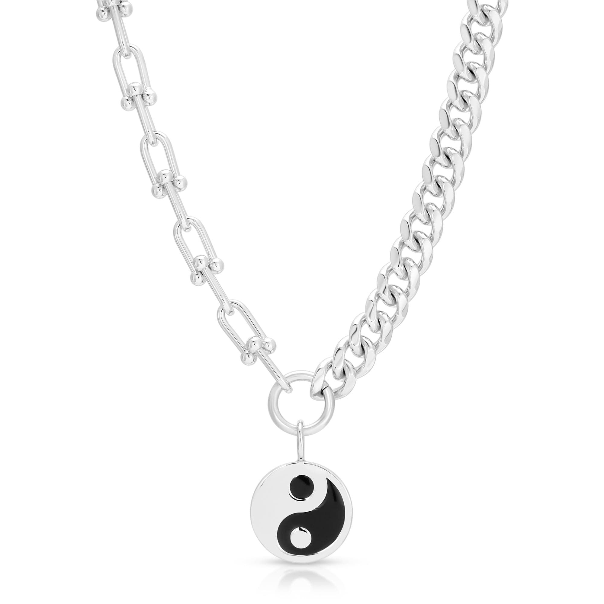 Silver chain necklace with large enamel Yin Yang pendant for stylish jewelry look