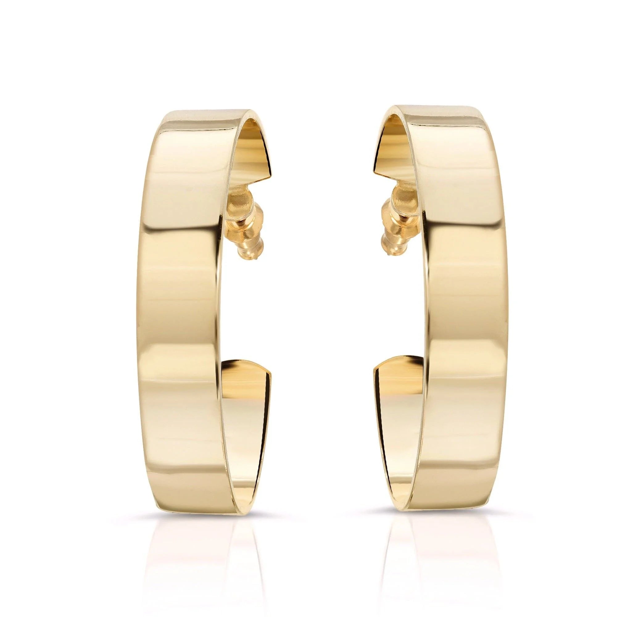 Shiny gold Skylar hoops earrings for a chic look