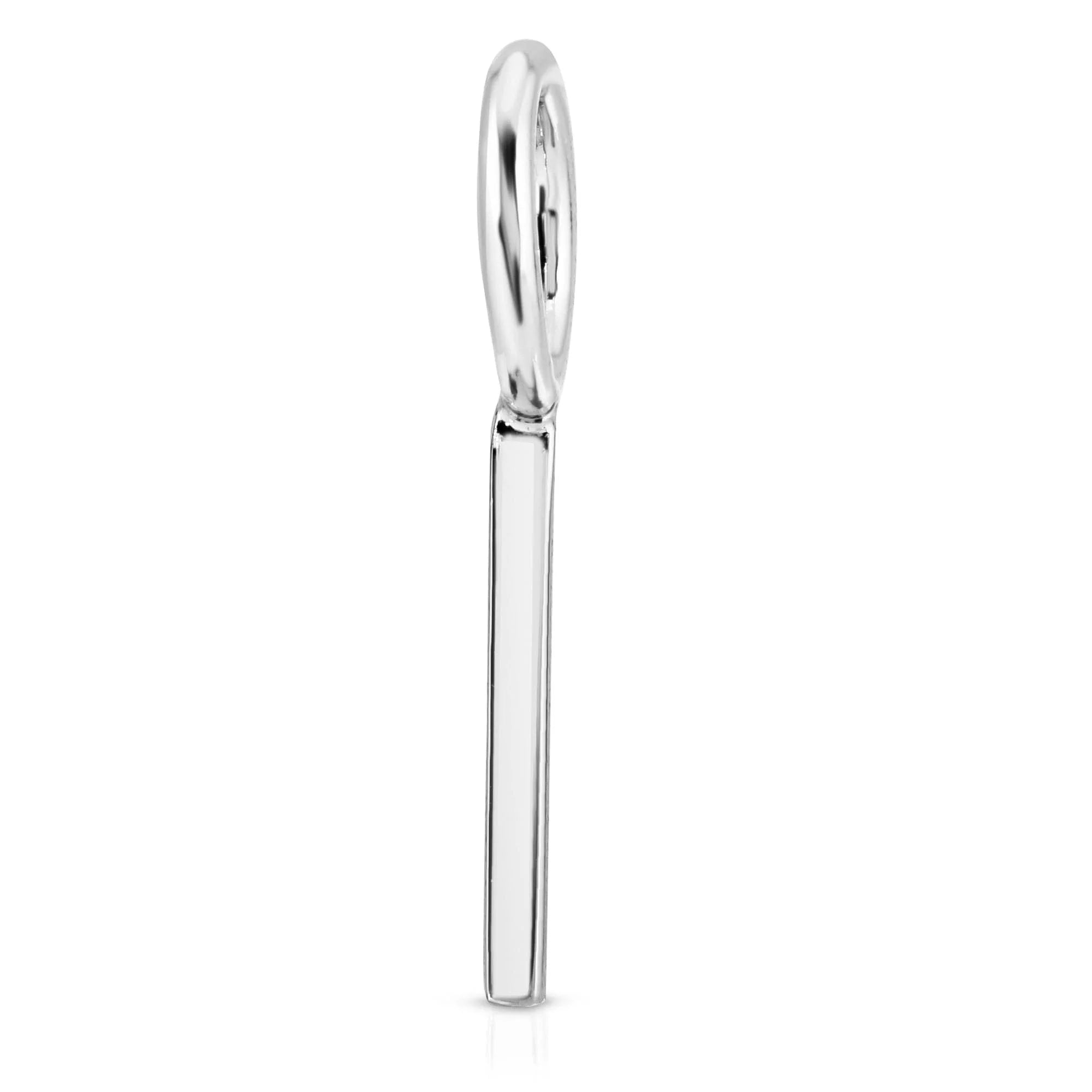 Silver pendant with loop from Silver Essential Letters product lineup