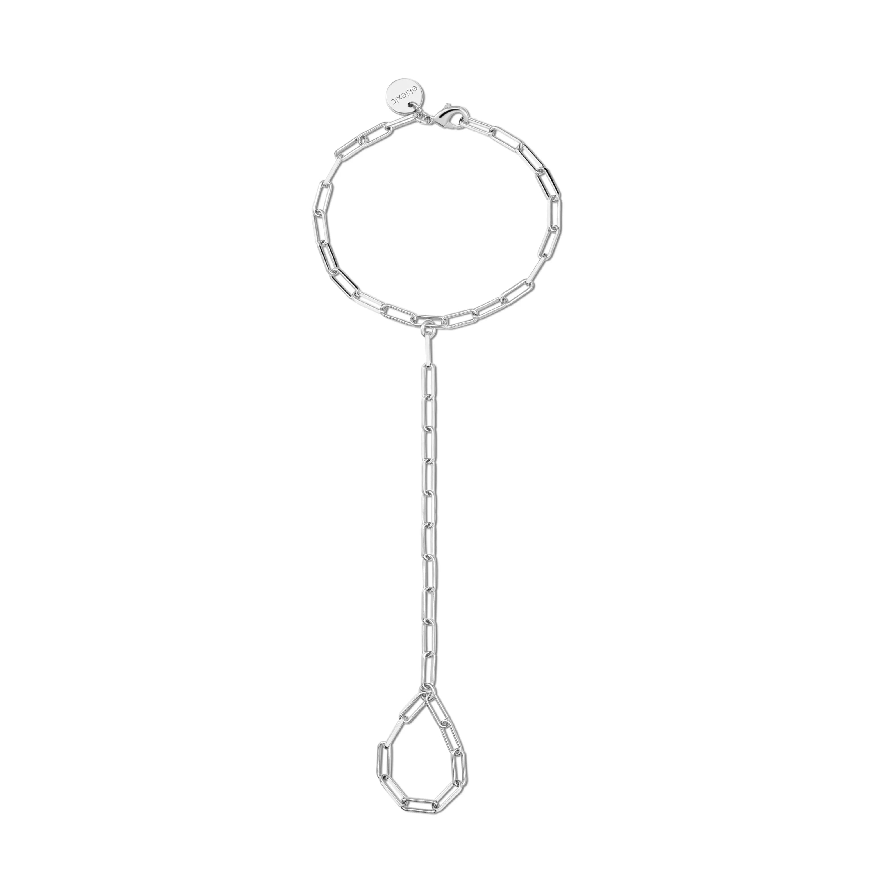 Silver chain hand bracelet from the Ellie Hand Chain collection looked pretty cool