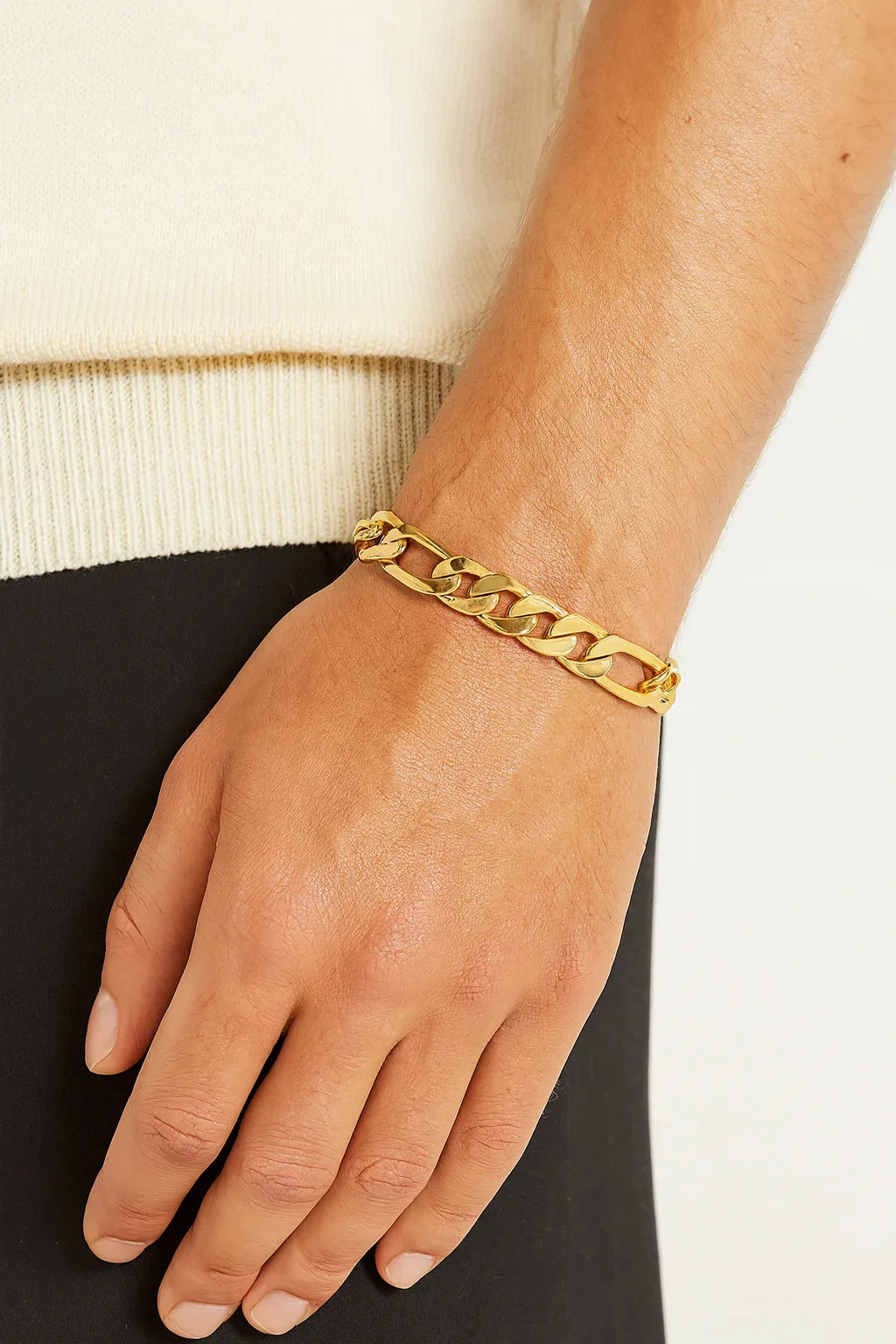Gold-toned Figaro chain bracelet from Men’s Axel Bracelet collection
