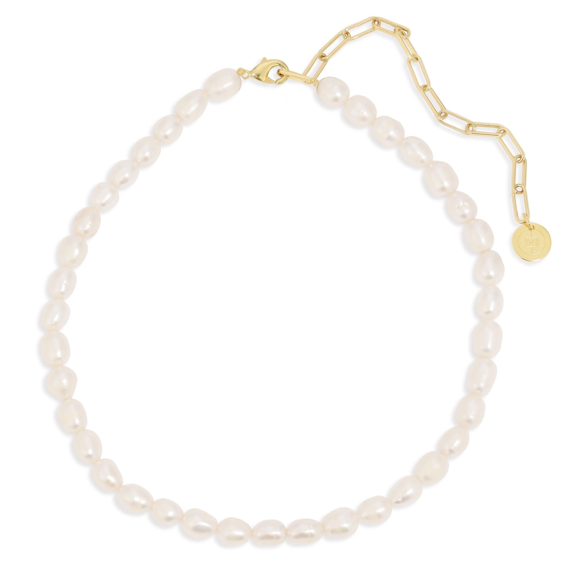 Piper Pearl Choker Necklace featuring 7-8mm pearls and a gold chain design